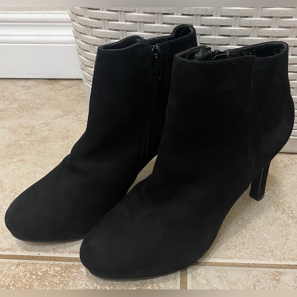 Madden Girl Black Suede Ankle Booties with High Heel, Size 7